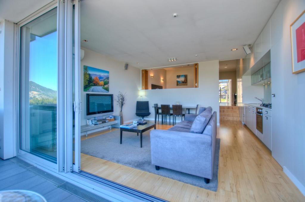 Swiss-Belsuites Pounamu Queenstown Zimmer foto A typical apartment interior