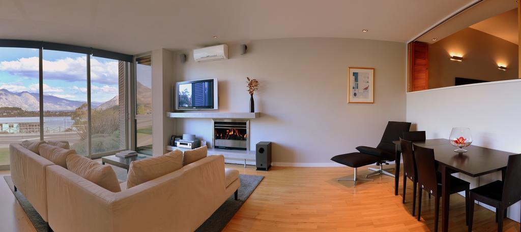 Swiss-Belsuites Pounamu Queenstown Exterior foto A living room
