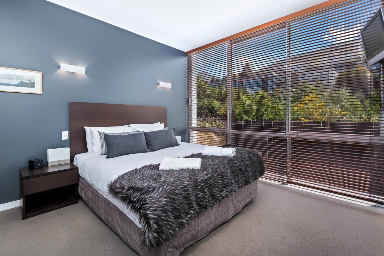 Swiss-Belsuites Pounamu Queenstown Exterior foto A bedroom at the hotel
